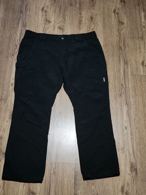 Men's Black Cargo Pants - Classic Utility Style